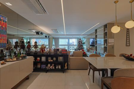 Sala de apartamento à venda com 4 quartos, 195m² em Sion, Belo Horizonte