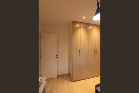 Apartamento à venda com 64m², 2 quartos e 2 vagasQuarto 2