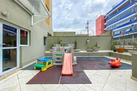 Apartamento à venda com 64m², 2 quartos e 2 vagasÁrea comum - Playground