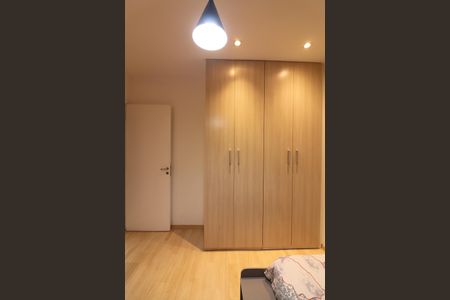 Apartamento à venda com 64m², 2 quartos e 2 vagasQuarto 2