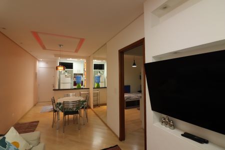 Apartamento à venda com 64m², 2 quartos e 2 vagasSala 