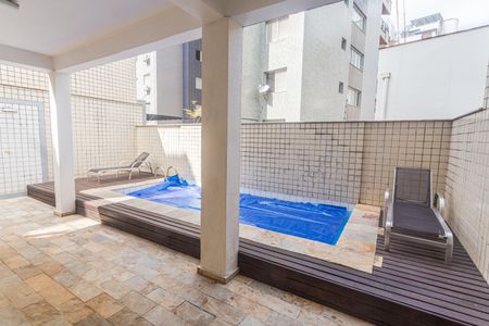 Apartamento à venda com 150m², 4 quartos e 2 vagasÁrea comum - Piscina