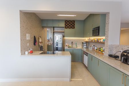 Apartamento à venda com 150m², 4 quartos e 2 vagasCozinha