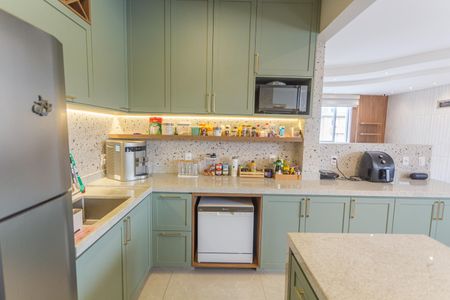 Apartamento à venda com 150m², 4 quartos e 2 vagasCozinha