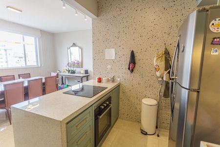 Apartamento à venda com 150m², 4 quartos e 2 vagasCozinha