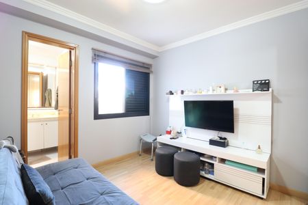 Apartamento à venda com 147m², 3 quartos e 3 vagasSuíte 2