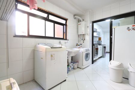 Apartamento à venda com 147m², 3 quartos e 3 vagasÁrea de Serviço