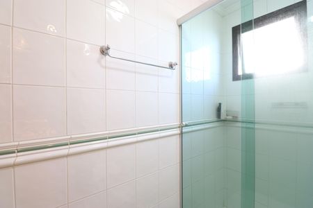 Apartamento à venda com 147m², 3 quartos e 3 vagasBanheiro da Suíte 1