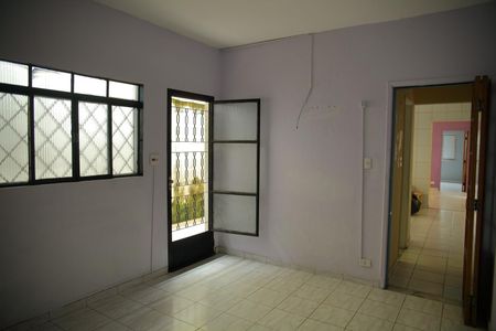 Casa para alugar com 115m², 2 quartos e 2 vagasQuarto 1 