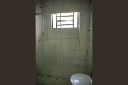 Casa para alugar com 115m², 2 quartos e 2 vagasBanheiro 