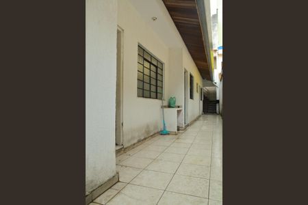 Casa para alugar com 115m², 2 quartos e 2 vagasQuintal 