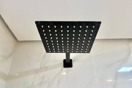 Apartamento à venda com 127m², 3 quartos e 3 vagas Apartamento à venda com 127m², 3 quartos e 3 vagasBanheiro da Suíte 1