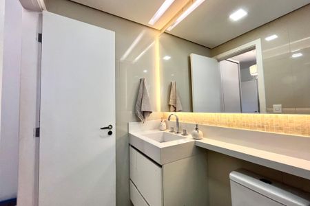 Apartamento à venda com 127m², 3 quartos e 3 vagas Apartamento à venda com 127m², 3 quartos e 3 vagasBanheiro da Suíte 3