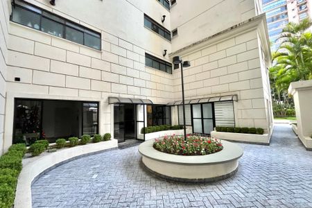 Apartamento à venda com 127m², 3 quartos e 3 vagas Apartamento à venda com 127m², 3 quartos e 3 vagasHall de entrada