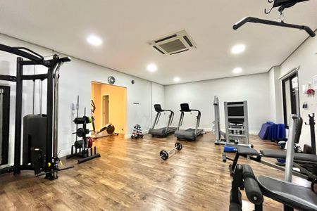 Apartamento à venda com 127m², 3 quartos e 3 vagas Apartamento à venda com 127m², 3 quartos e 3 vagasÁrea comum - Academia