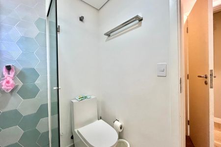 Apartamento à venda com 127m², 3 quartos e 3 vagas Apartamento à venda com 127m², 3 quartos e 3 vagasBanheiro da Suíte 2