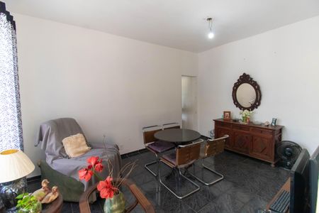 Sala de casa à venda com 2 quartos, 800m² em Tenente Jardim, Niterói