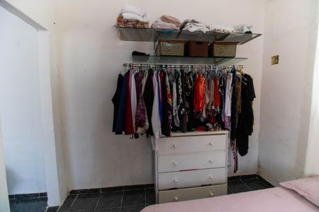 Casa à venda com 800m², 2 quartos e 2 vagas Casa à venda com 800m², 2 quartos e 2 vagasQuarto 1