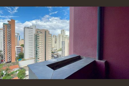 Apartamento para alugar com 68m², 2 quartos e 2 vagas Apartamento para alugar com 68m², 2 quartos e 2 vagasVaranda