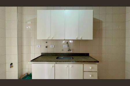 Apartamento para alugar com 68m², 2 quartos e 2 vagas Apartamento para alugar com 68m², 2 quartos e 2 vagasCozinha