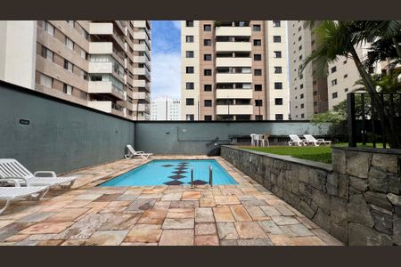 Apartamento para alugar com 68m², 2 quartos e 2 vagas Apartamento para alugar com 68m², 2 quartos e 2 vagasPiscina