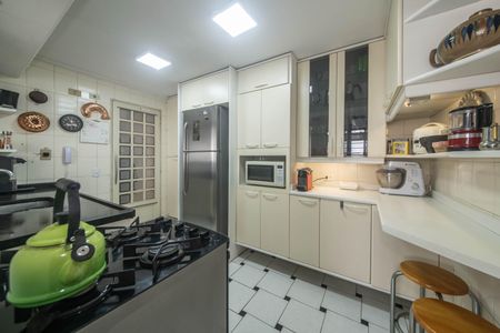 Apartamento à venda com 116m², 3 quartos e 2 vagas Apartamento à venda com 116m², 3 quartos e 2 vagasCozinha