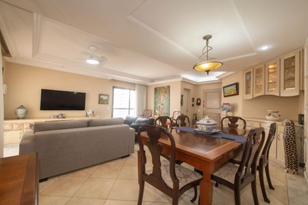 Apartamento à venda com 116m², 3 quartos e 2 vagas Apartamento à venda com 116m², 3 quartos e 2 vagasSala