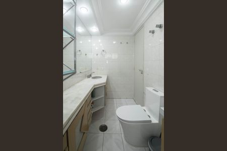 Apartamento à venda com 116m², 3 quartos e 2 vagas Apartamento à venda com 116m², 3 quartos e 2 vagasBanheiro da Suíte