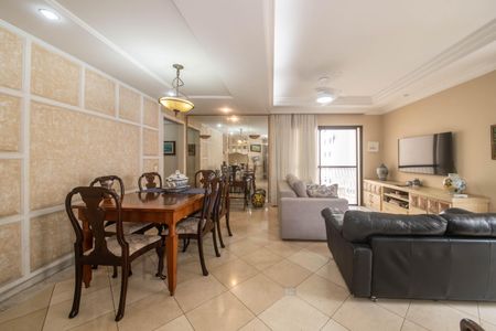 Apartamento à venda com 116m², 3 quartos e 2 vagas Apartamento à venda com 116m², 3 quartos e 2 vagasSala