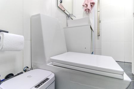 Banheiro de apartamento à venda com 1 quarto, 38m² em República, São Paulo