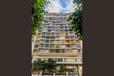 Apartamento à venda com 38m², 1 quarto e sem vagaFachada