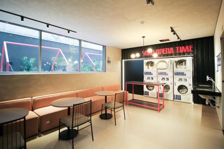 Studio para alugar com 25m², 1 quarto e 1 vaga Studio para alugar com 25m², 1 quarto e 1 vagaLavanderia