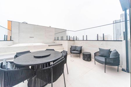 Apartamento à venda com 108m², 1 quarto e 1 vagaVaranda da Cobertura