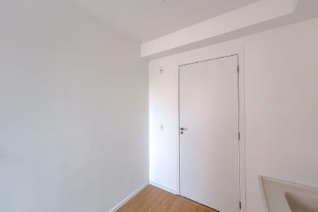 Cozinha de apartamento para alugar com 1 quarto, 18m² em Vila Santo Estefano, São Paulo