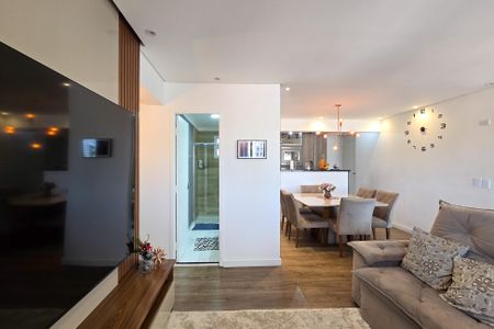 Apartamento à venda com 80m², 2 quartos e 1 vaga Apartamento à venda com 80m², 2 quartos e 1 vagaSala de TV