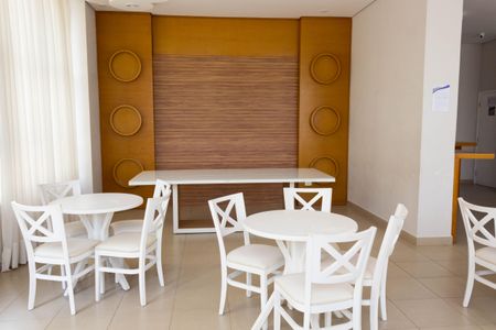 Apartamento à venda com 80m², 2 quartos e 1 vaga Apartamento à venda com 80m², 2 quartos e 1 vagaÁrea comum