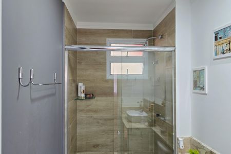 Apartamento à venda com 80m², 2 quartos e 1 vaga Apartamento à venda com 80m², 2 quartos e 1 vagaBanheiro Social