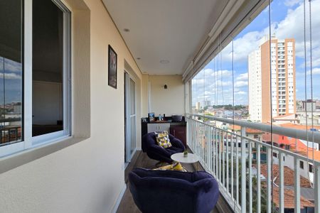 Apartamento à venda com 80m², 2 quartos e 1 vaga Apartamento à venda com 80m², 2 quartos e 1 vagaSacada