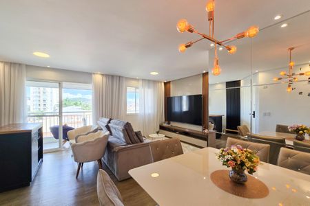 Apartamento à venda com 80m², 2 quartos e 1 vaga Apartamento à venda com 80m², 2 quartos e 1 vagaSala