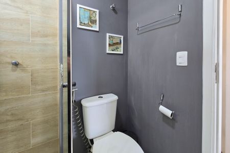 Apartamento à venda com 80m², 2 quartos e 1 vaga Apartamento à venda com 80m², 2 quartos e 1 vagaBanheiro - Suíte
