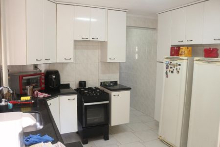 Casa à venda com 250m², 2 quartos e 2 vagasCozinha
