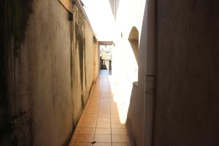 Casa à venda com 250m², 2 quartos e 2 vagasQuintal