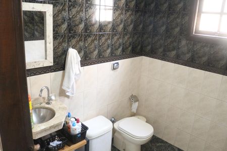 Casa à venda com 250m², 2 quartos e 2 vagasBanheiro