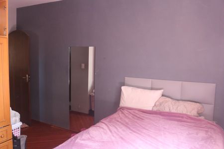 Casa à venda com 250m², 2 quartos e 2 vagasSuíte 2