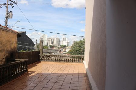Casa à venda com 250m², 2 quartos e 2 vagasQuintal