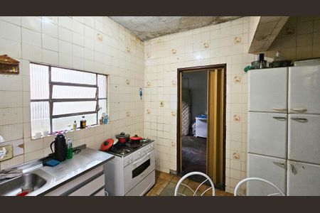 Casa para alugar com 85m², 3 quartos e 3 vagas Casa para alugar com 85m², 3 quartos e 3 vagasCozinha