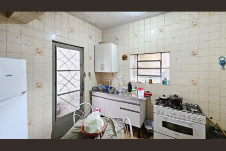 Casa para alugar com 85m², 3 quartos e 3 vagas Casa para alugar com 85m², 3 quartos e 3 vagasCozinha