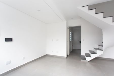 Apartamento à venda com 87m², 2 quartos e 2 vagasSala