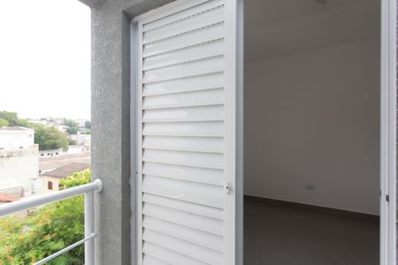 Casa à venda com 87m², 2 quartos e 2 vagas Casa à venda com 87m², 2 quartos e 2 vagasVaranda do Quarto