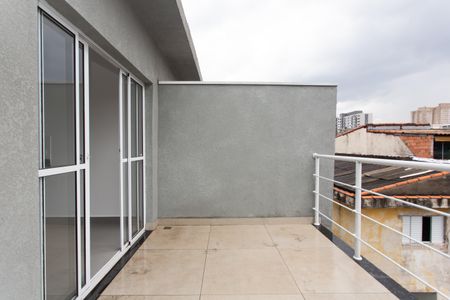 Casa à venda com 87m², 2 quartos e 2 vagas Casa à venda com 87m², 2 quartos e 2 vagasTerraço - Varanda